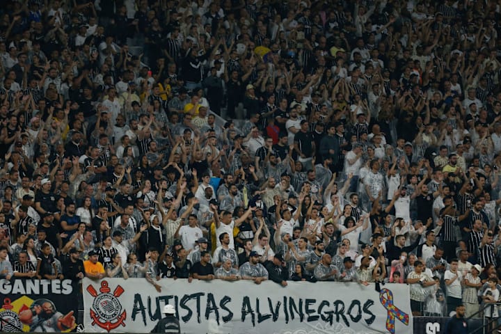 Corinthians v Santos - Brasileirao 2023