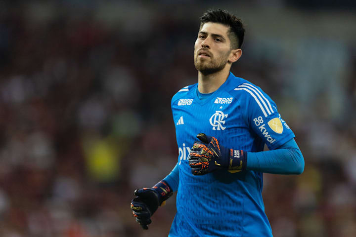 Rossi é uma liderança no time do Flamengo.
