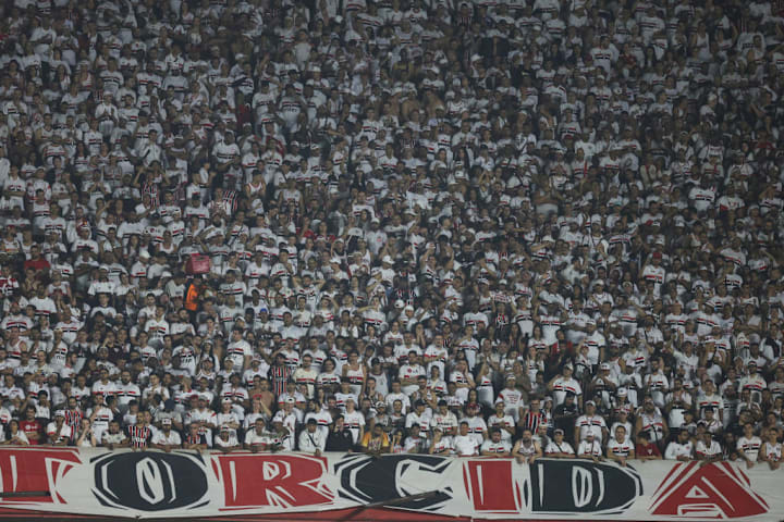 Torcida do São Paulo nas arquibancadas do Morumbi
