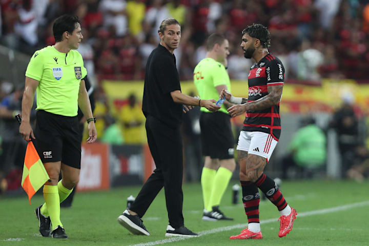 Filipe Luis, Gabriel Barbosa