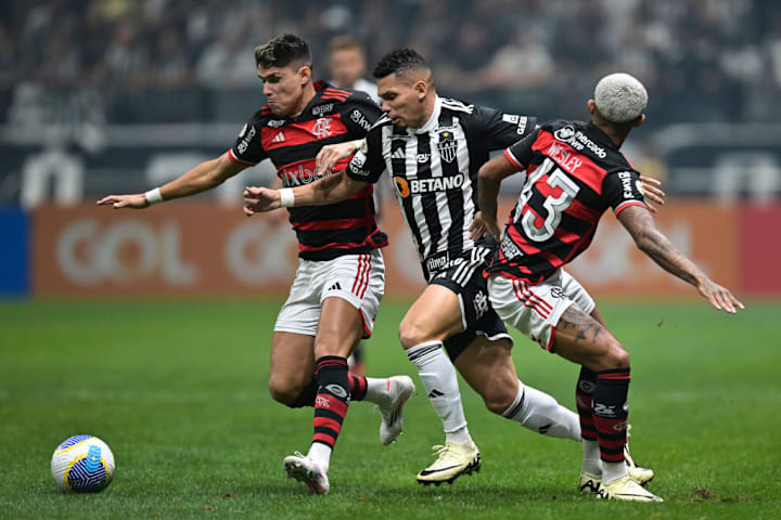 Paulinho, Luiz Araujo, Wesley