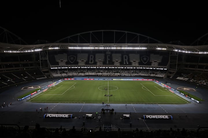 Botafogo v Peñarol - Copa CONMEBOL Libertadores 2024