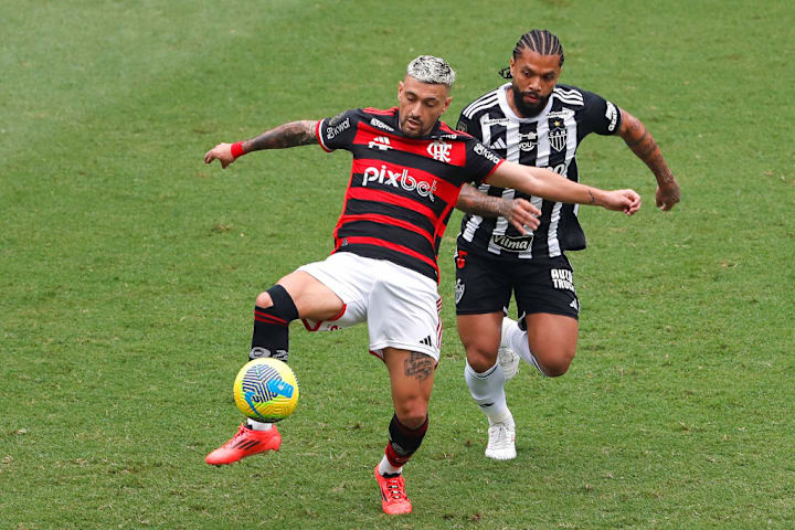 Giorgian de Arrascaeta, Otávio Henrique