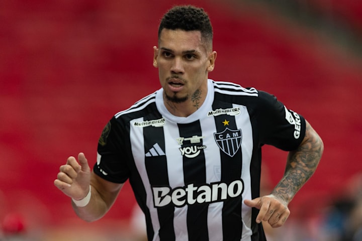 Paulinho contra o Flameng