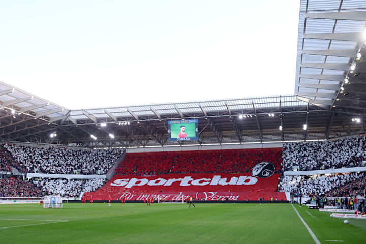 Sport-Club Freiburg v 1. FSV Mainz 05 - Bundesliga
