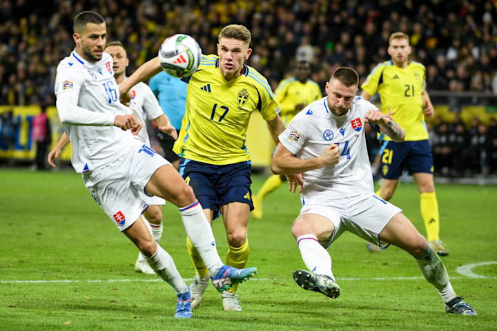 FBL-EUR-NATIONS-SWE-SVK