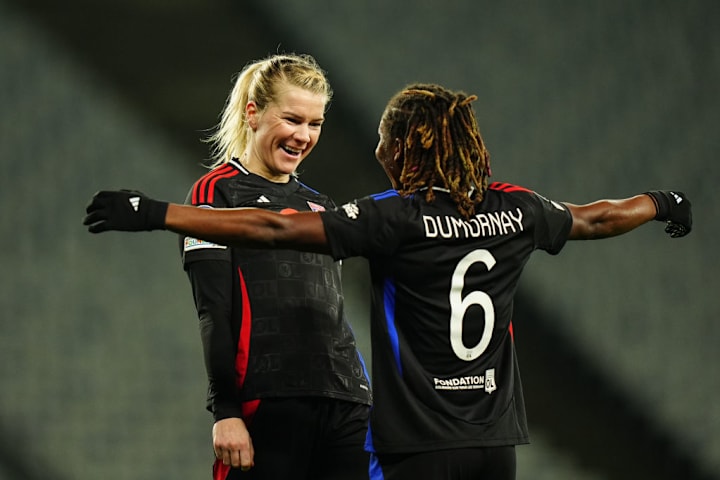 Galatasaray Petrol Ofisi v Olympique Lyonnais - UEFA Women's Champions League