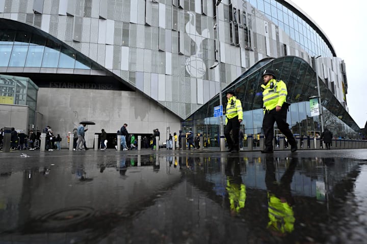 Tottenham Hotspur FC v Fulham FC - Premier League