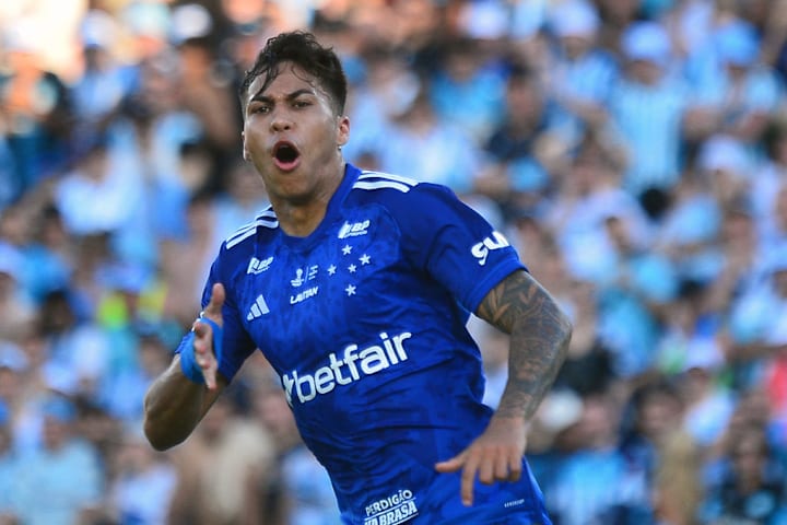 TOPSHOT-FBL-SUDAMERICANA-RACING-CRUZEIRO