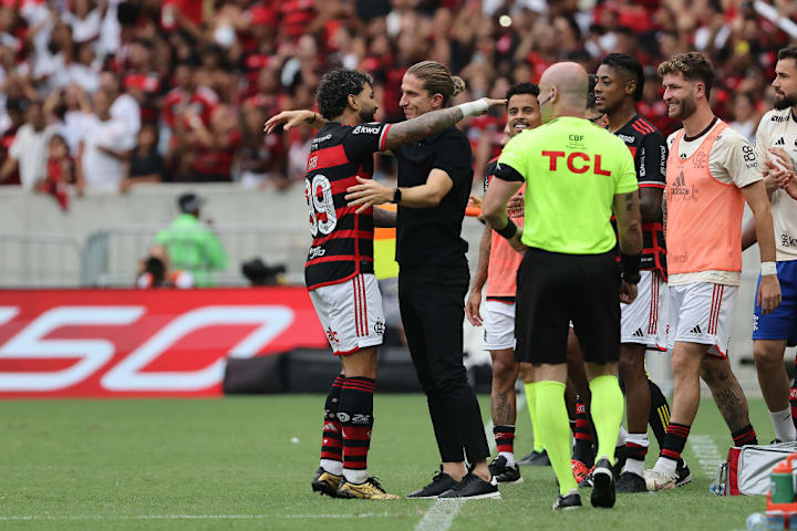 Filipe Luis, Gabriel Barbosa