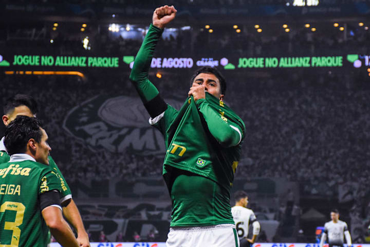 Vitor Reis