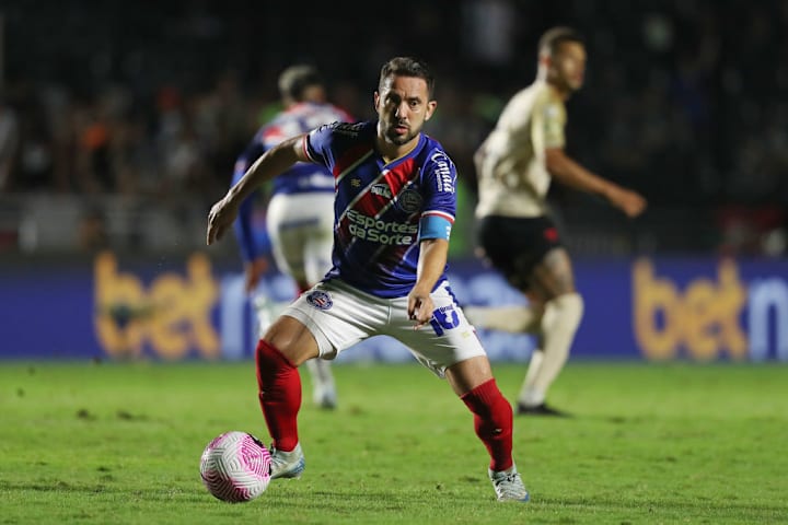 Everton Ribeiro