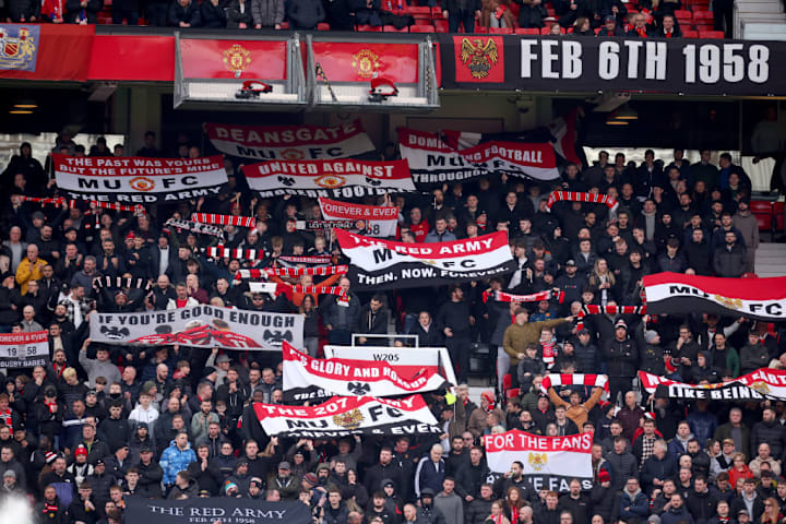 Torcida do Manchester United em Old Trafford