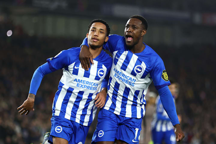 Joao Pedro, Danny Welbeck