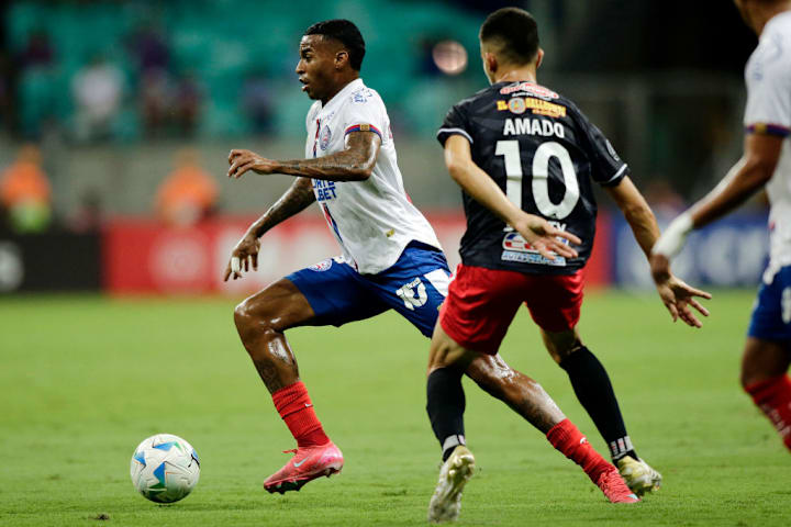FBL-LIBERTADORES-BAHIA-BOSTON
