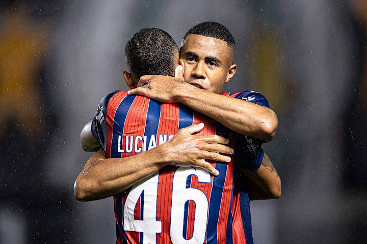 Erick, Luciano Juba