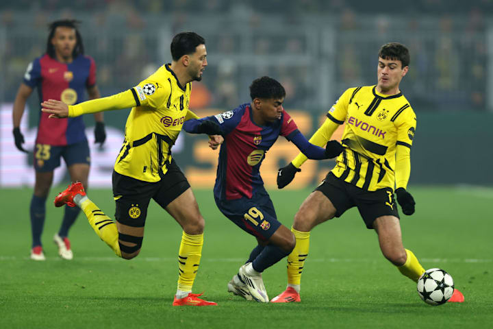 Lamine Yamal, Ramy Bensebaini, Giovanni Reyna