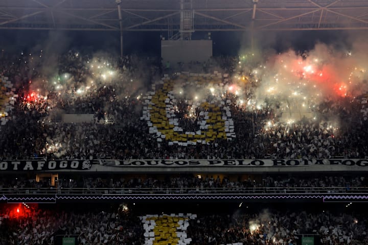 Estádio Nilton Santos