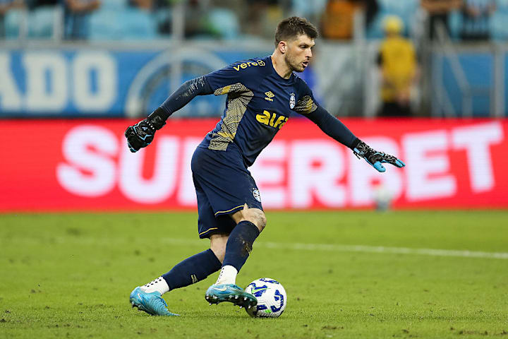 Tiago Volpi