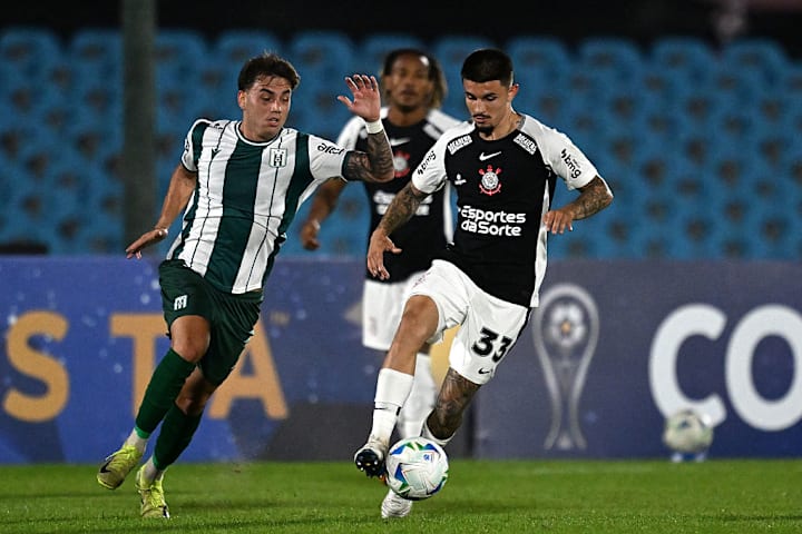 FBL-SUDAMERICANA-RACINGURU-CORINTHIANS