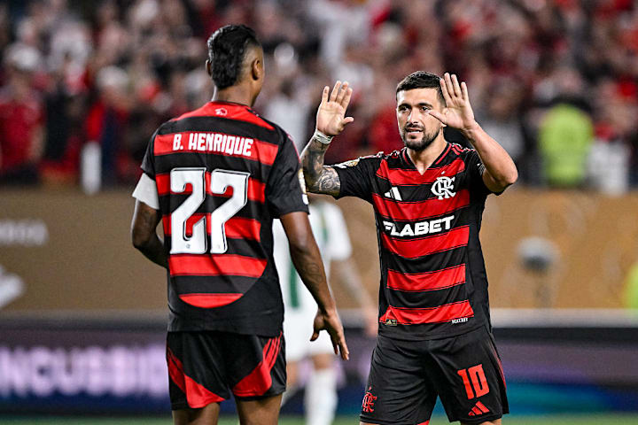 Giorgian de Arrascaeta, Bruno Henrique