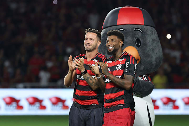 Saúl Ñíguez, Emerson Royal