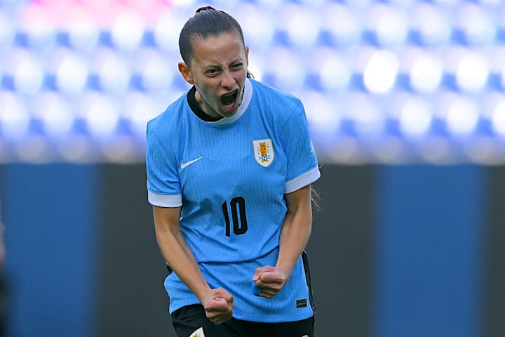 TOPSHOT-FBL-COPA AMERICA-2025-WOMEN-URU-PER