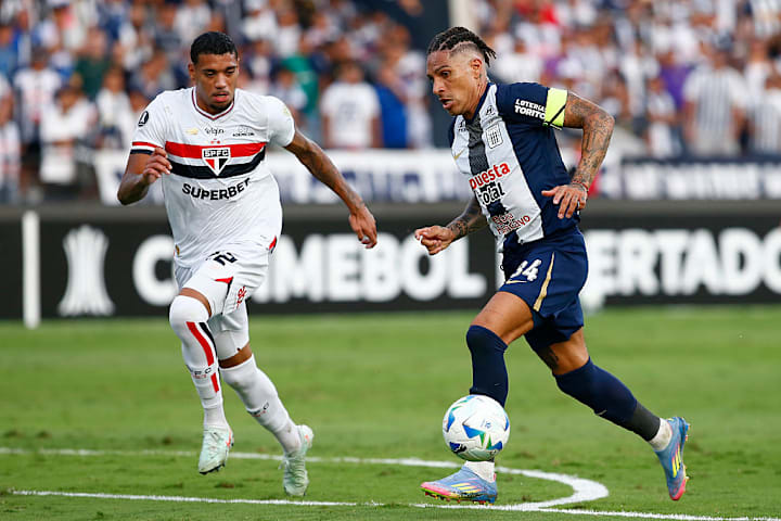 Paolo Guerrero, Ruan Tressoldi