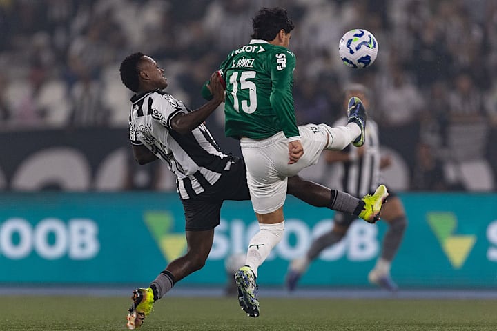 Gustavo Gomez, Nathan