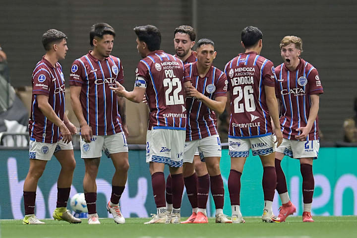 FBL-SUDAMERICANA-MINEIRO-GODOYCRUZ