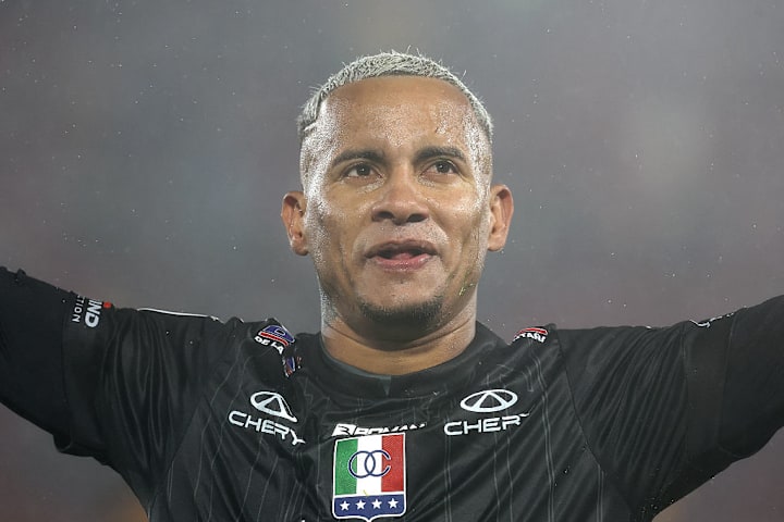 FBL-SUDAMERICANA-HURACAN-ONCECALDAS