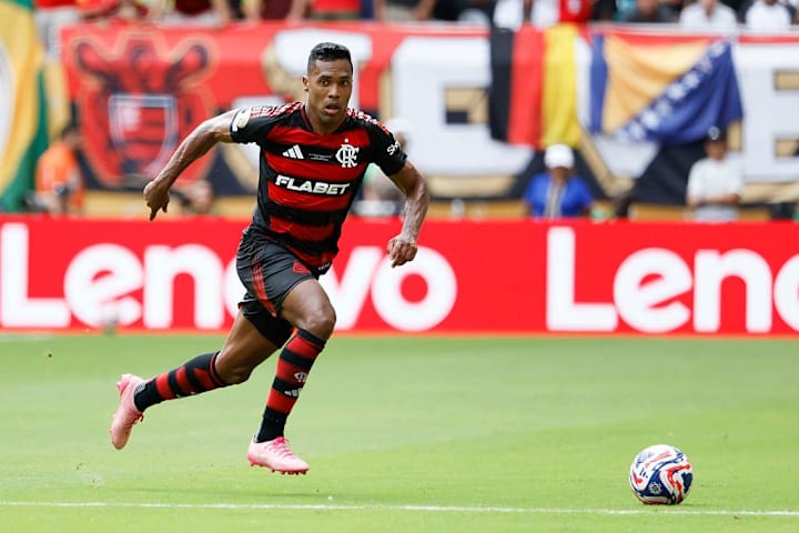 Alex Sandro
