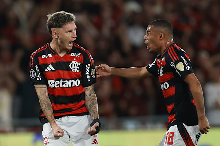 Guillermo Varela, Nicolas de la Cruz