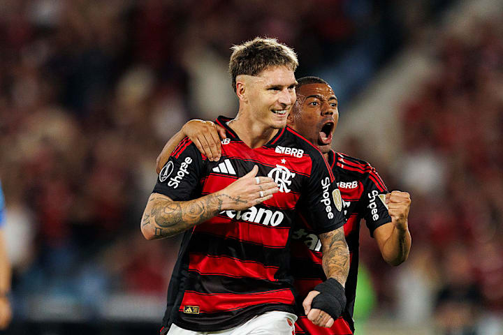 Guillermo Varela, Nicolas de la Cruz