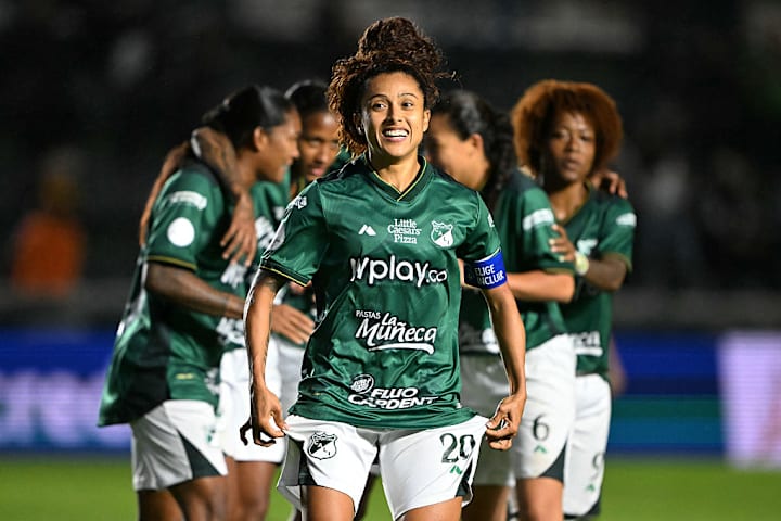 Paola fez um grande jogo contra o São Paulo