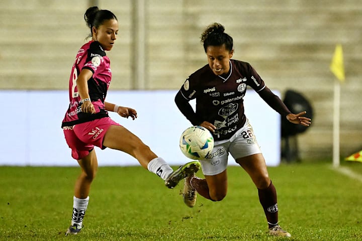 Raquel fez um grande jogo contra o Dragonas