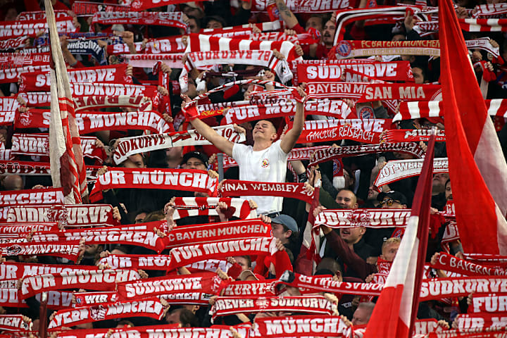 FC Bayern München v Borussia Dortmund - Bundesliga