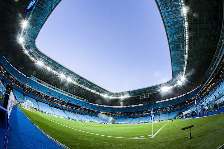 Gremio v Godoy Cruz - Copa CONMEBOL Sudamericana 2025