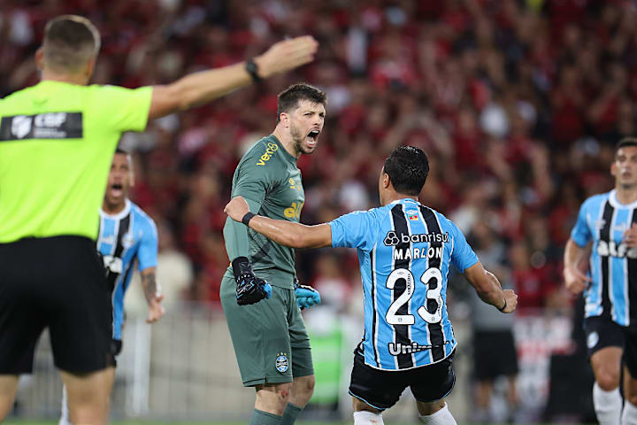 Tiago Volpi and Marlon