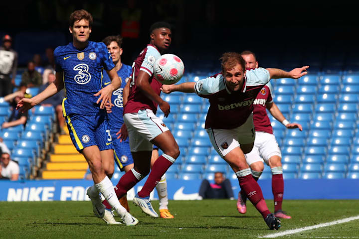 Craig Dawson