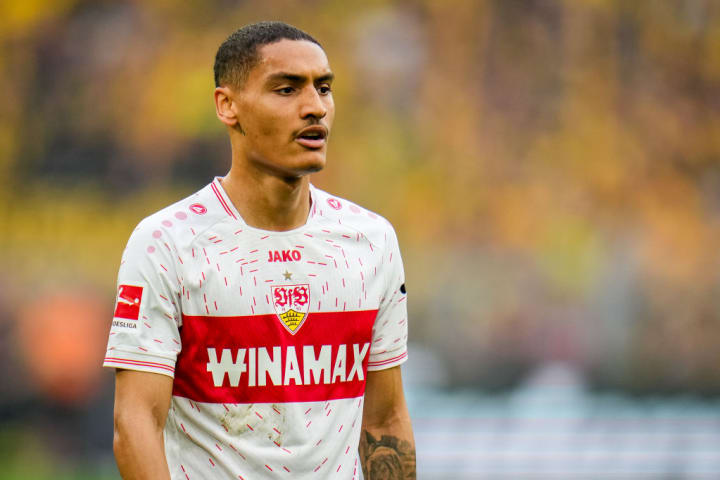 Borussia Dortmund v VfB - Bundesliga