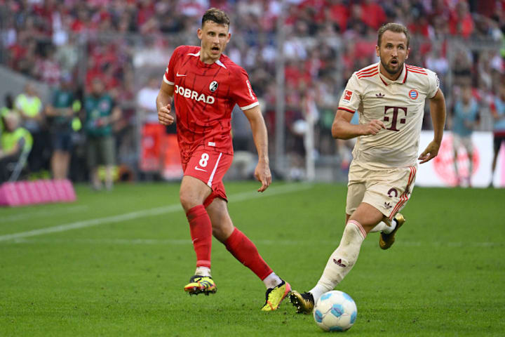 FBL-GER-BUNDESLIGA-BAYERN MUNICH-FREIBURG