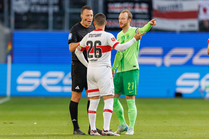 VfL Wolfsburg v VfB Stuttgart - Bundesliga