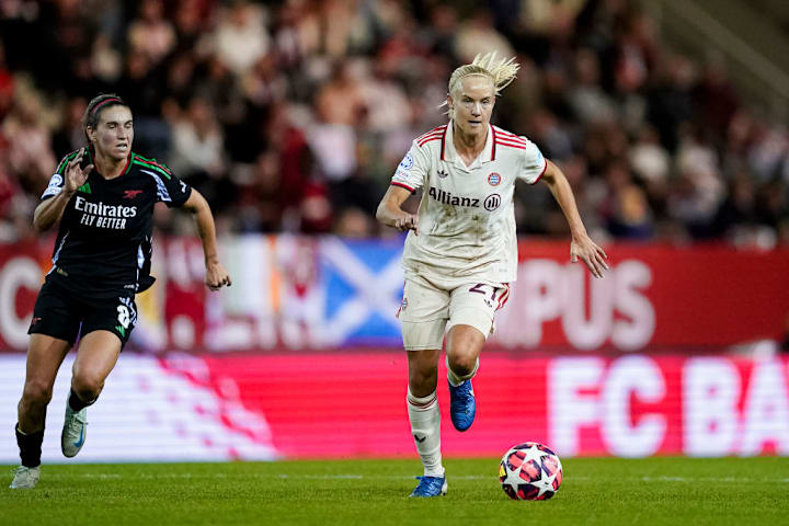 Mariona Caldentey, Pernille Harder
