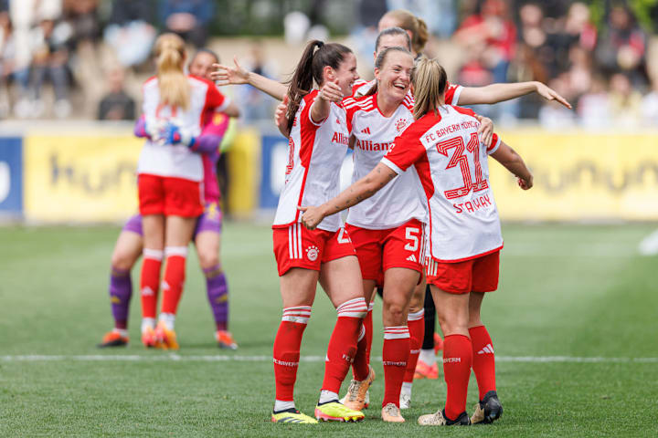 Bayer 04 Leverkusen v FC Bayern München - Google Pixel Women's Bundesliga