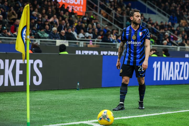 Hakan Calhanoglu