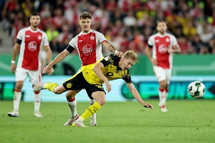 Heißes Duell in der ersten Pokalrunde: Rot-Weiss Essen gegen Borussia Dortmund