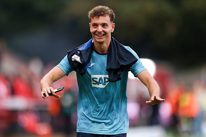 Fisnik Asllani