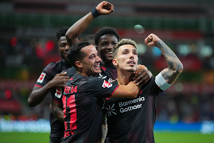 Kunstschütze Alejandro Grimaldo (r.) schoss die Eintracht ab