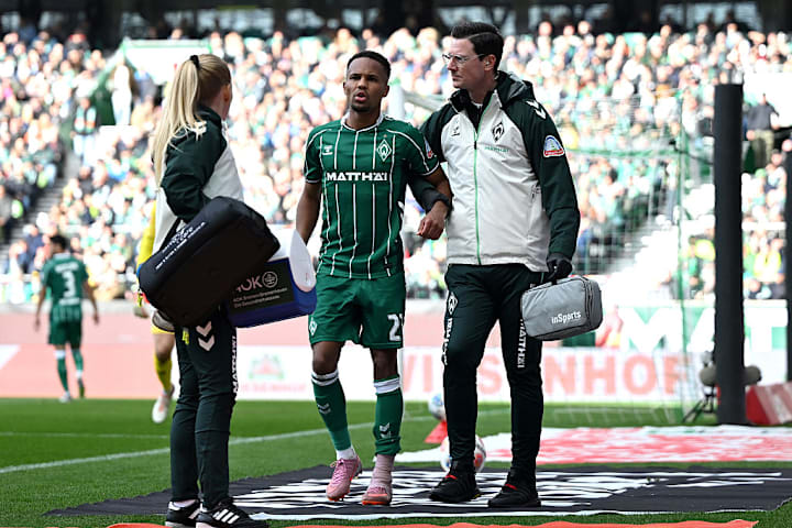 Felix Agu musste gegen St. Pauli vorzeitig ausgewechselt werden